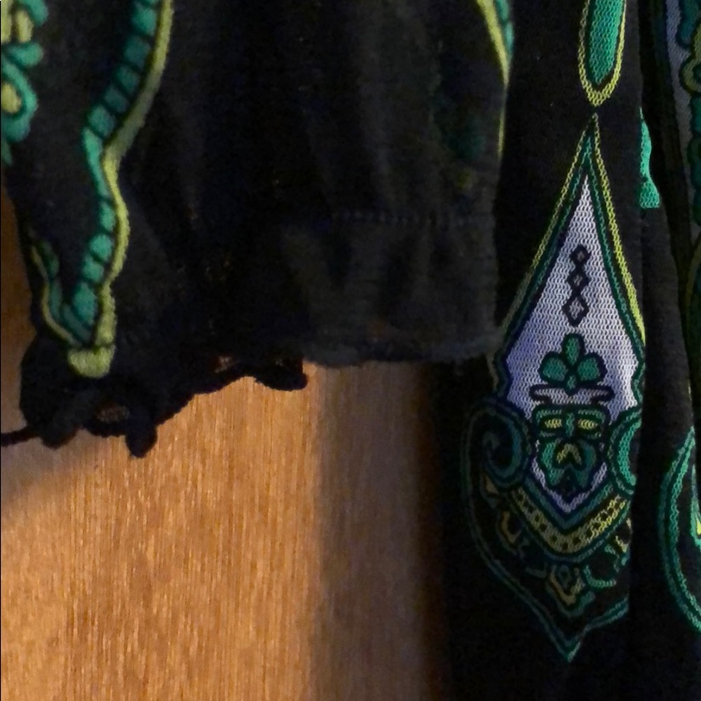 Top - Picture 5 of 6